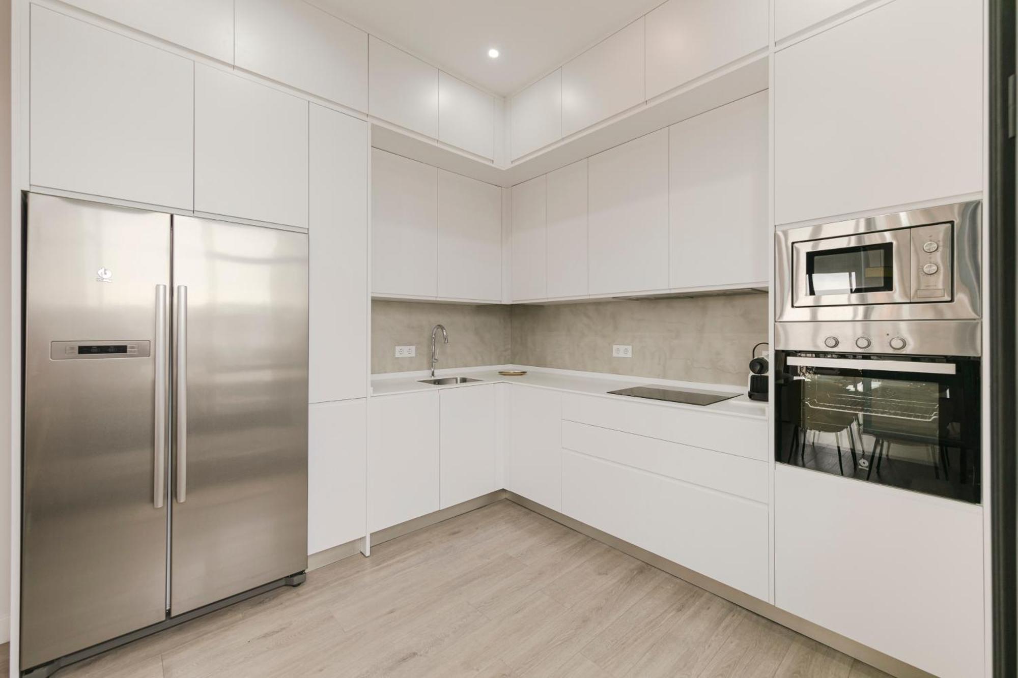 Isg Apartments Modern Atticpool At The Cathedralfree Parking Севилья Экстерьер фото